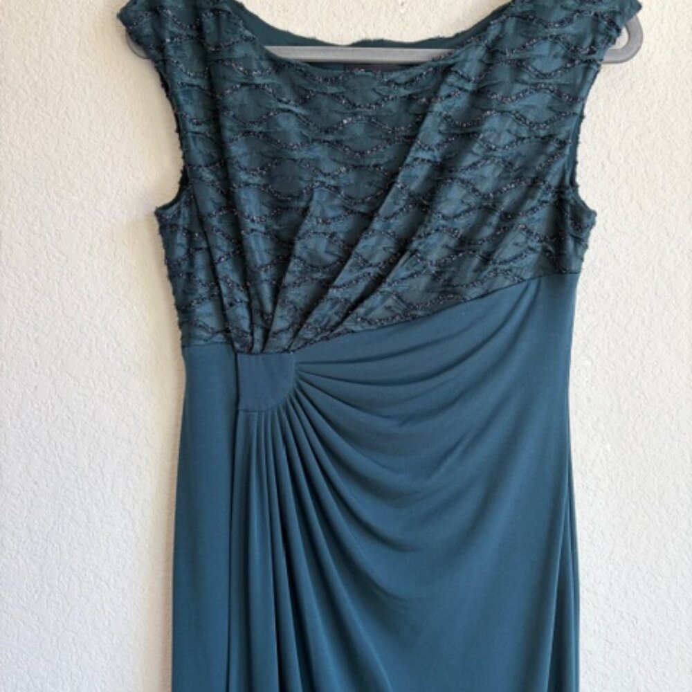 Connected Apparel Dk Green Embellished Evening Gown Size 4 Elegant Gala Formal - Picture 5 of 10